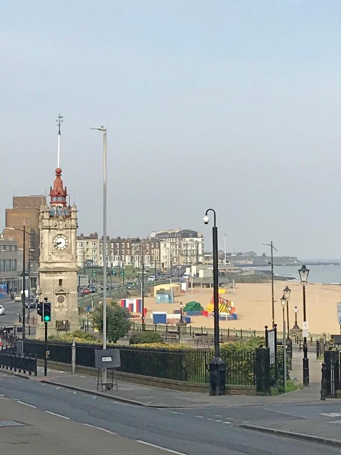 The Margate Sands Apartment - Margate Old Town - By Goldex Coastal Breaks ภายนอก รูปภาพ